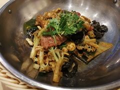 -拿渡麻辣香锅(世茂广场·工三店)
