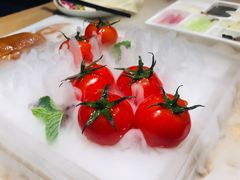 番茄脆菇沙拉-小大董·烤鸭(五棵松店)