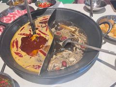 -憨铁匠老火锅(龙岗万科里店)