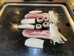 -小黑猪石板烤肉(皇冠花园店)