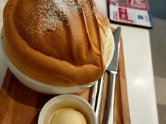 -港丽餐厅(高德置地店)