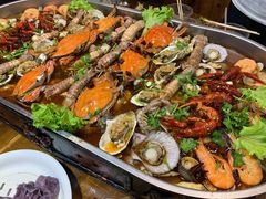 -老东镇啤酒屋海鲜加工·蒸汽海鲜·海鲜烧烤(台东店)