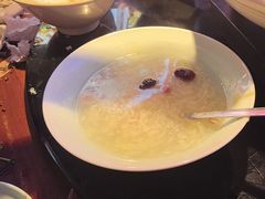 -川流不息·地道川菜·小龙虾(新松江路店)