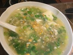 -东口码头·烧鸽子·鱼头泡饼·地方菜(金鹰悦城店)