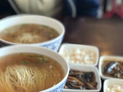 -朱鸿兴面馆(镇湖店)