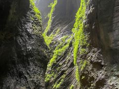 -龙水峡地缝景区