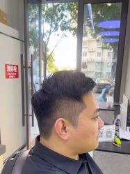 -尤司男士国潮理发馆