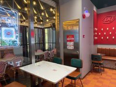 -DQ·蛋糕·冰淇淋(大宁国际商业广场店)