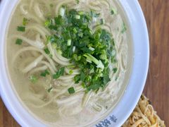 -萍姨抻面馆·鸡架冒菜(清湖店)