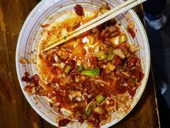 -歹歹的加个面过油肉拌面