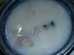 皮蛋瘦肉粥-新东城喜宴海鲜酒家(同德店)