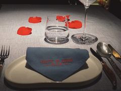 -弦月窗LUNETTE BY AMANDA(复兴路店)