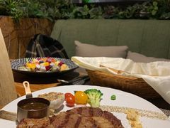 黑椒西冷牛排-半悦牛排(龙湖西宸天街店)