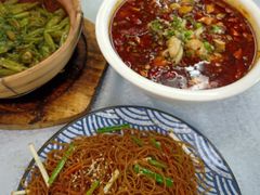 -天宝食坊·啫啫煲大排档(西华路店)