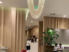 -香港百合居(LCM置汇旭辉广场店)