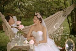 -乐派诗婚纱摄影