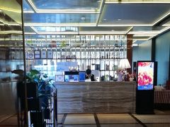 -大中华希尔顿酒店-念自助餐·嗨啤·小龙虾