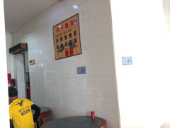 等位区-品香排骨饭(羊官路店)