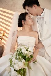 -至臻微拉婚纱摄影