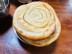 油旋的馍-龙门李家三旦羊肉汤馆