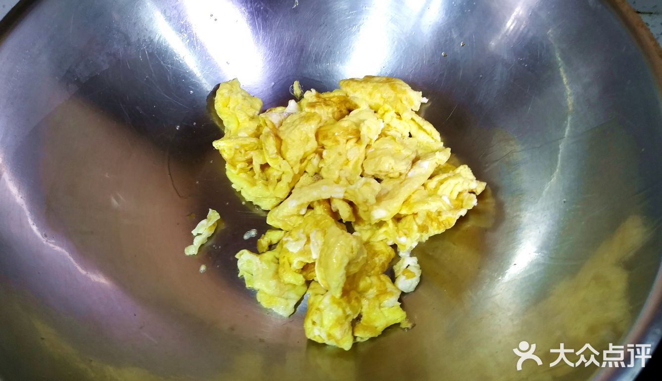 健康美味又简单的虾仁芦笋炒蛋