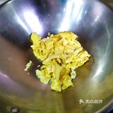 健康美味又简单的虾仁芦笋炒蛋