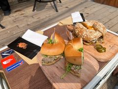 -Catch Bagel(芳草地店)