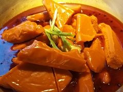 牛油红锅-王婆乔鲜鱼自助火锅(蜀汉路店)