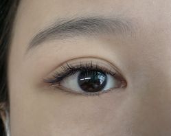 -芮娅时光半永久纹眉·美甲美睫·皮肤管理