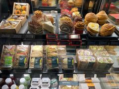 面包甜点陈列柜-星巴克臻选(北京太阳宫凯德店)