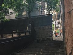 -白象居