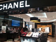 -Chanel(德基广场店)