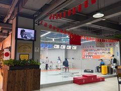 -都市枪神实弹射击俱乐部