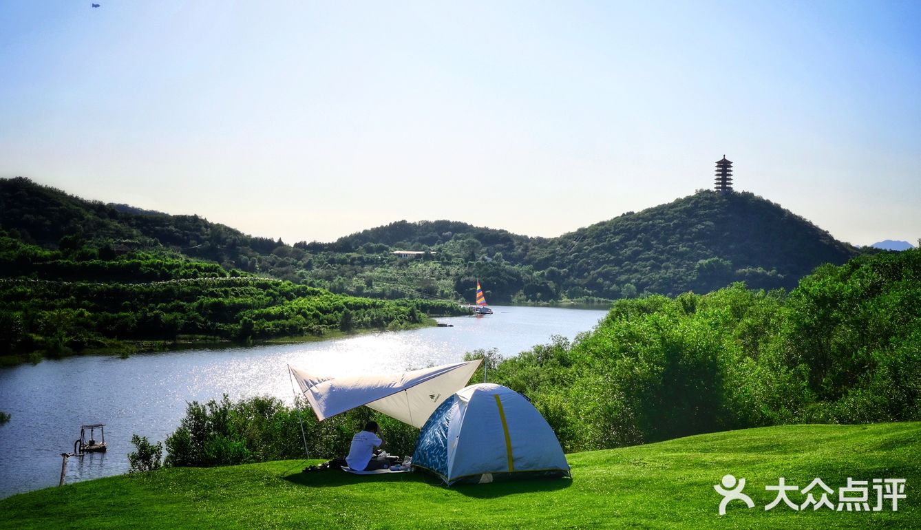 可以疯狂撒欢儿的大草坪，等你哦！