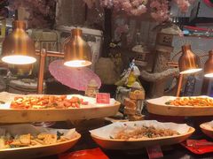 -四海一家自助餐(益田假日广场店)