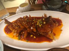 特色松鼠鱼-鱼食饭稻·苏浙土菜17年老馆子(平江路店)