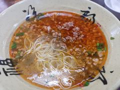 -吾介小籠館