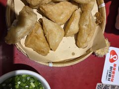 -潮汕·草根牛肉档(上海荟聚城市集市店)