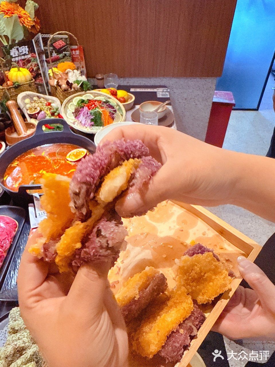 在丽江吃到这家火锅我真的谢！！