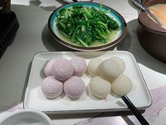 -小凤庭·地道湖北菜武昌鱼·藕汤(38年黄鹤楼店)