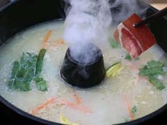 -飞虎过桥米线(翠湖店)