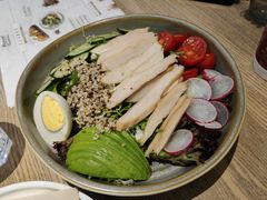鸡肉牛油果沙拉-Maxpoint Kitchen 西餐咖啡(乐峰广场店)