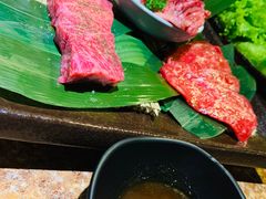 -炼火烤肉店