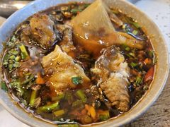 -肖肖酸萝卜鱼火锅(总店)