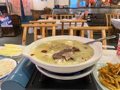 -霄汉牛三鲜湖北砂锅菜(万松园2店)