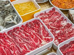 -杨老板·海鲜集市火锅·鲜切牛肉(中防万宝店)