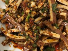 麻辣豆干丝-东吴霸王兔(松青路店)