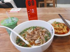 -湘人龙记老长沙米粉(鸟巢店)