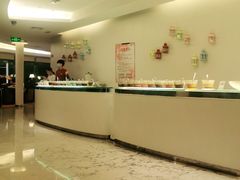 鱼子酱-云中捞高空旋转餐厅(商茂世纪广场店)