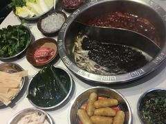 -憨铁匠老火锅(龙岗万科里店)